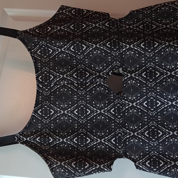 NO BOUNDARIES  cut out black dress..size XL..NEW - Picture 4 of 4